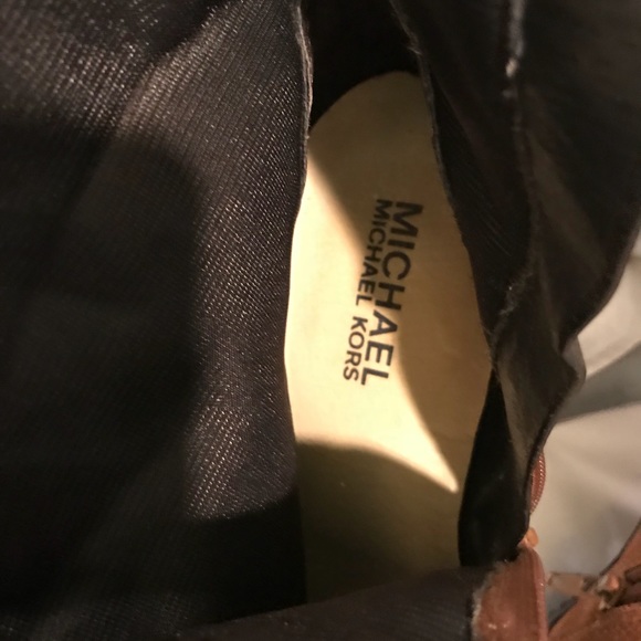 PRICE DROP Caramel suede Michael Kors - Picture 5 of 8